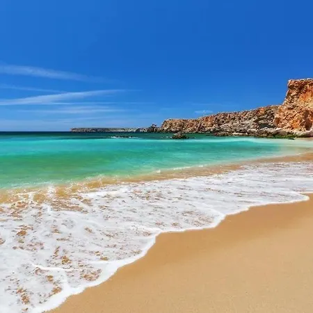 Irene Villa Mexilhoeira Grande